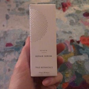 Brand new True Botanicals Renew Repair Serum